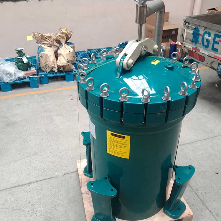 华豫供应PPH多袋式过滤器 DN100法兰 流量40t/h